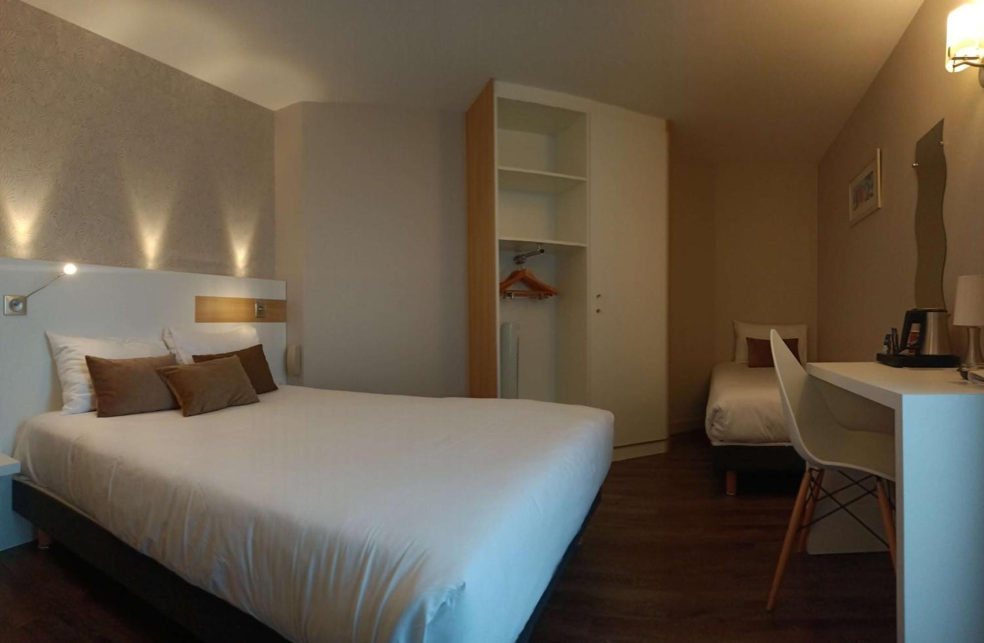 Brit Hotel Les Alizes Порник Екстериор снимка