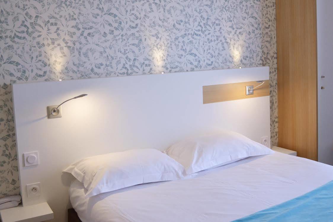 Brit Hotel Les Alizes Порник Екстериор снимка